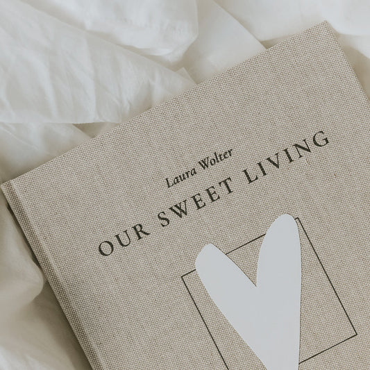 Table Book „Our Sweet Living“